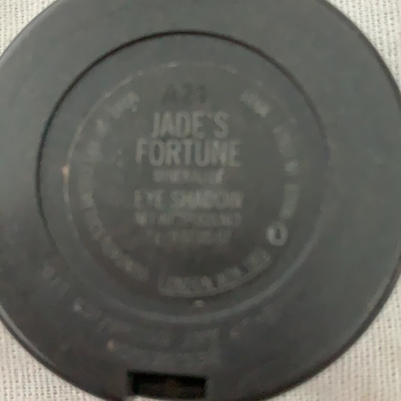 🎉6 / $30 Bundle Mac  Eye Shadow - Picture 3 of 8